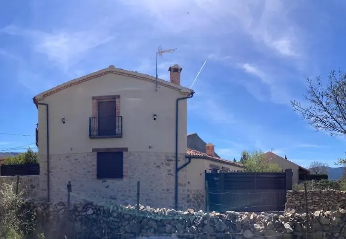 La Portada De Abajo 펜션 *